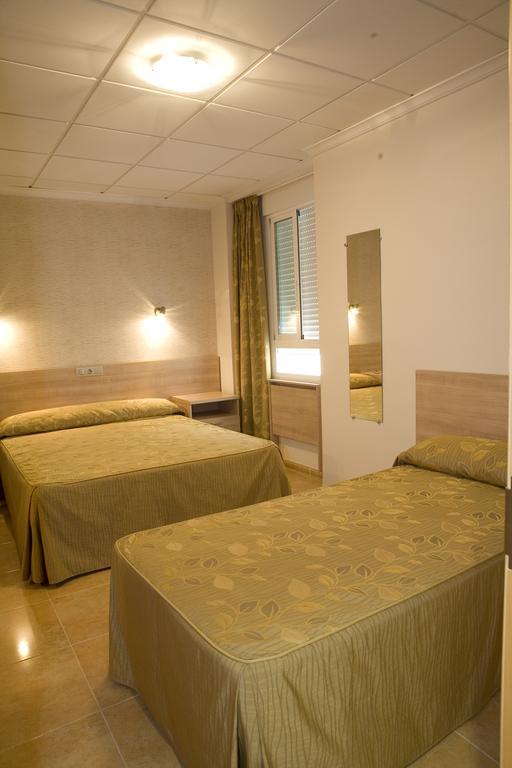 Hostal Casa Paco Chilches  Room photo
